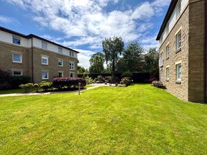 Photo 14- click for photo gallery